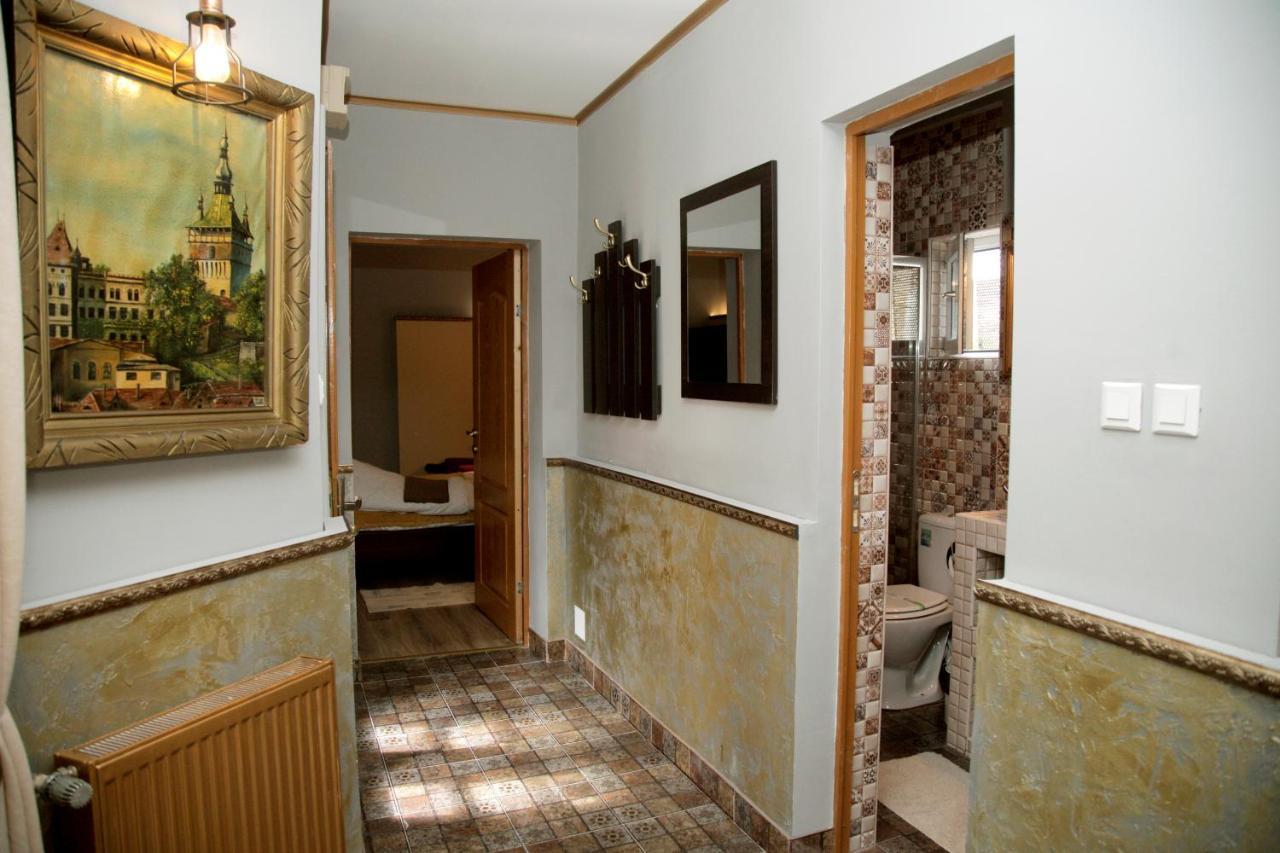 Vintage Apartment - Ultracentral, 2 Dormitoare Sighisoara Exterior photo